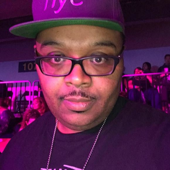 Meet your Posher, Ray - Picture 1 of 1